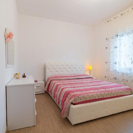 Ferienwohnung Casa Grazia Santa Teresa Di Riva Exterior foto